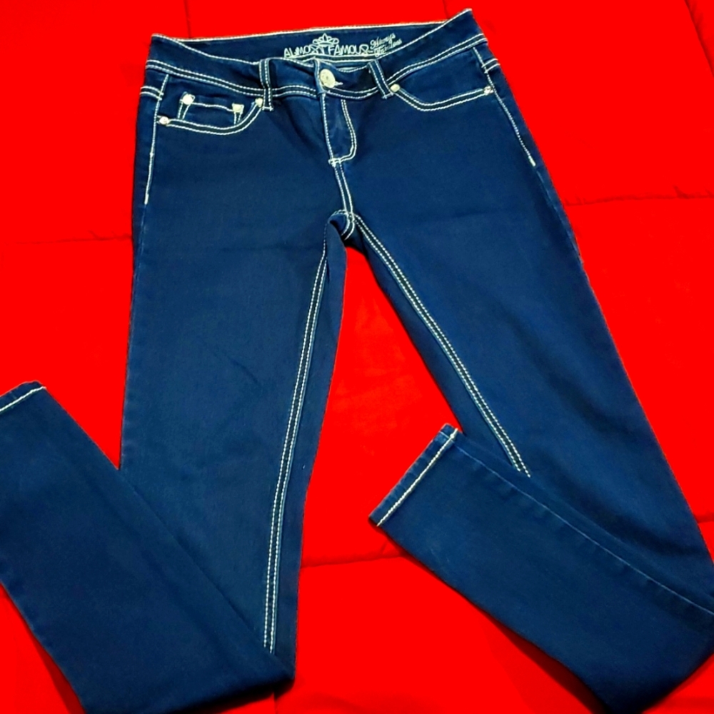 Almost famous jeans,size 3,nwot